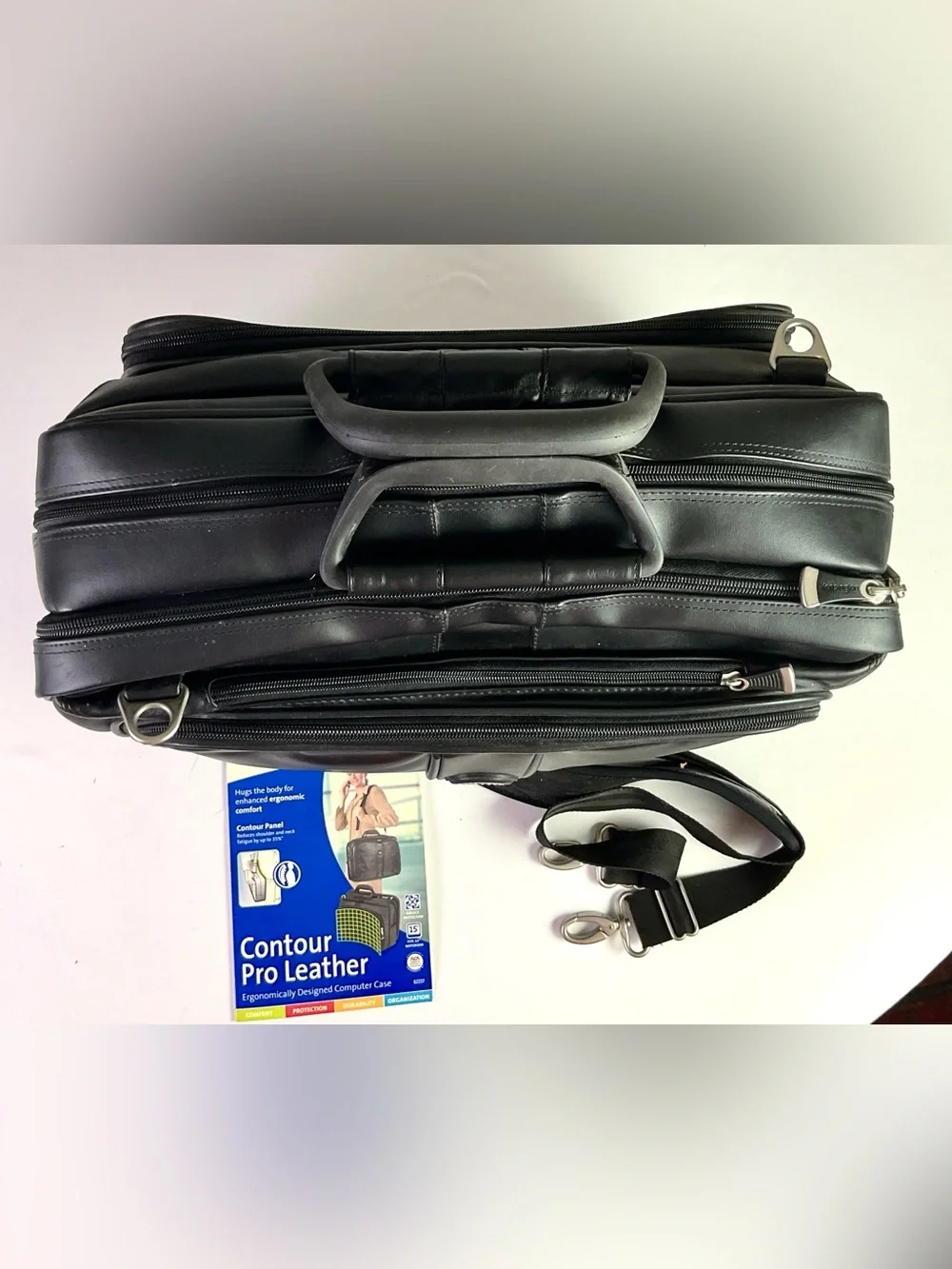Kensington Black Leather Laptop Briefcase with Shoulder Strap